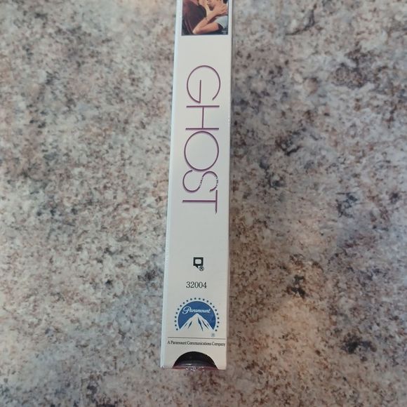 GHOST~ VHS ~ New - Picture 4 of 4